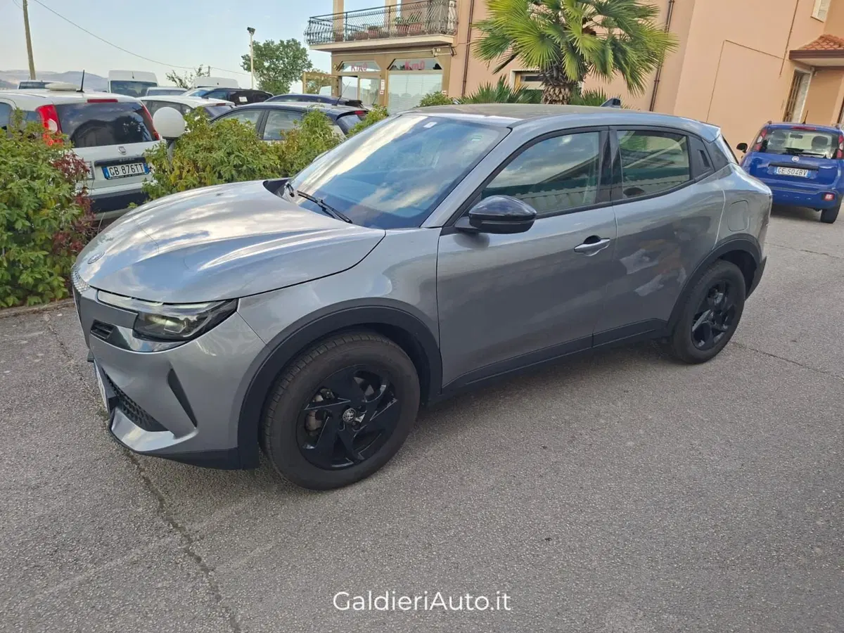 Alfa Romeo Junior usata a Salerno (11)