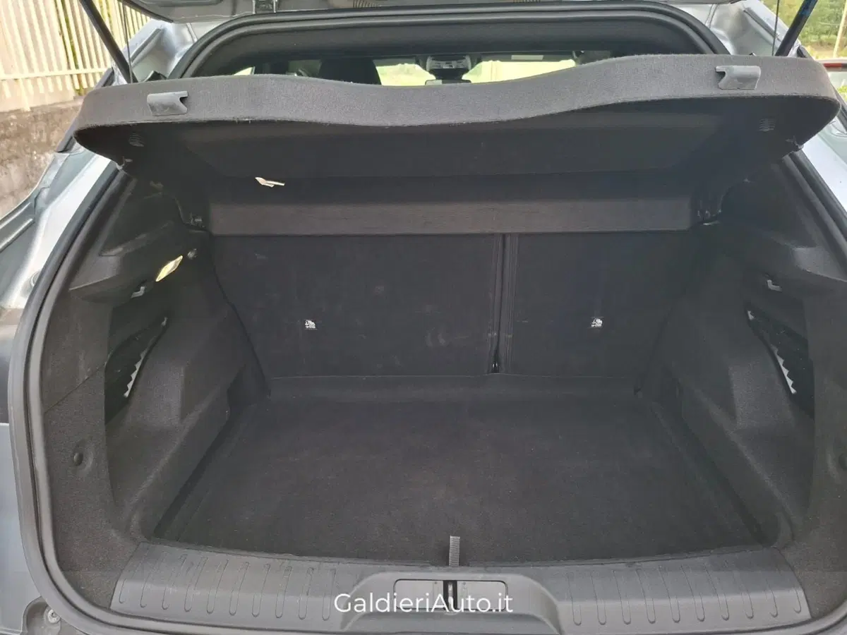 Alfa Romeo Junior usata a Salerno (13)
