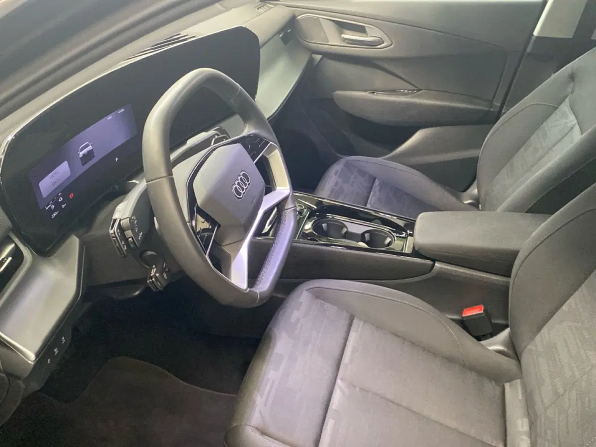 Audi Q3 Sportback usata a Reggio Calabria (16)
