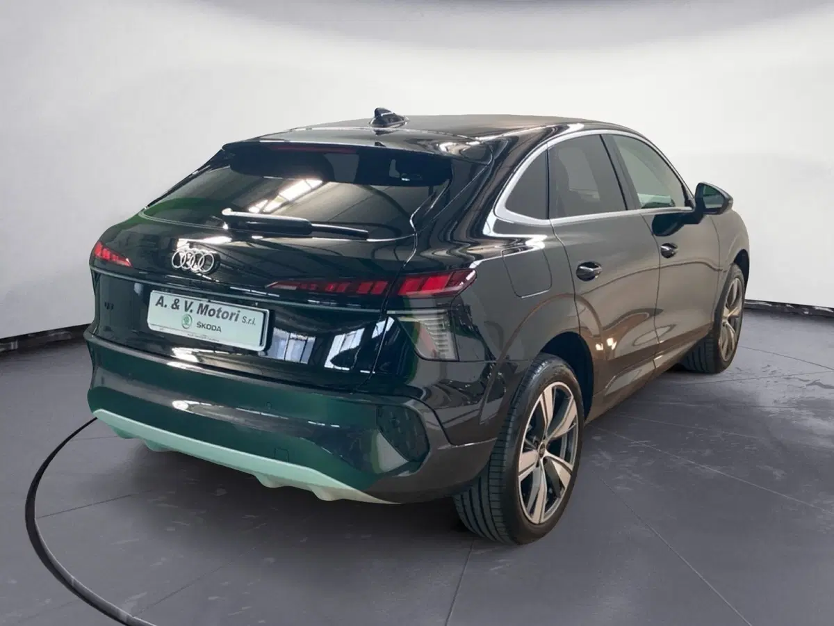 Audi Q3 Sportback usata a Reggio Calabria (5)
