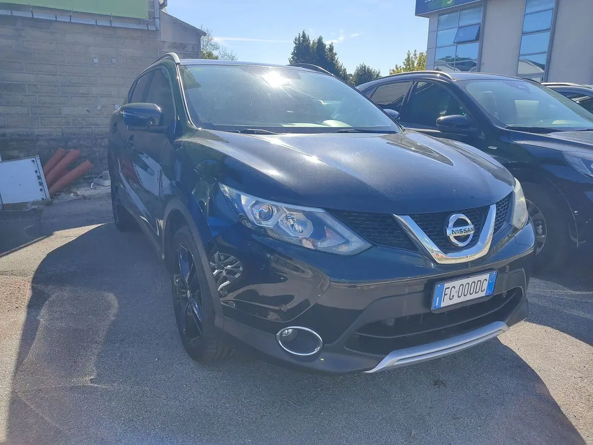Nissan Qashqai usata a Frosinone (3)