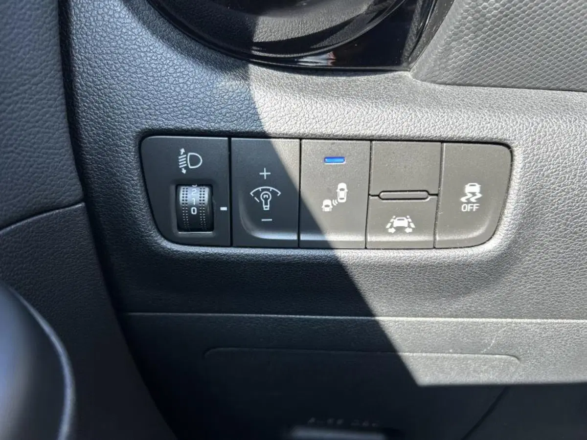 Hyundai Kona usata a Cuneo (17)