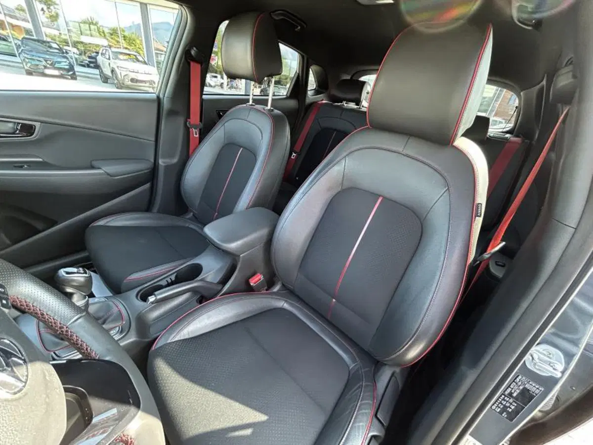 Hyundai Kona usata a Cuneo (7)