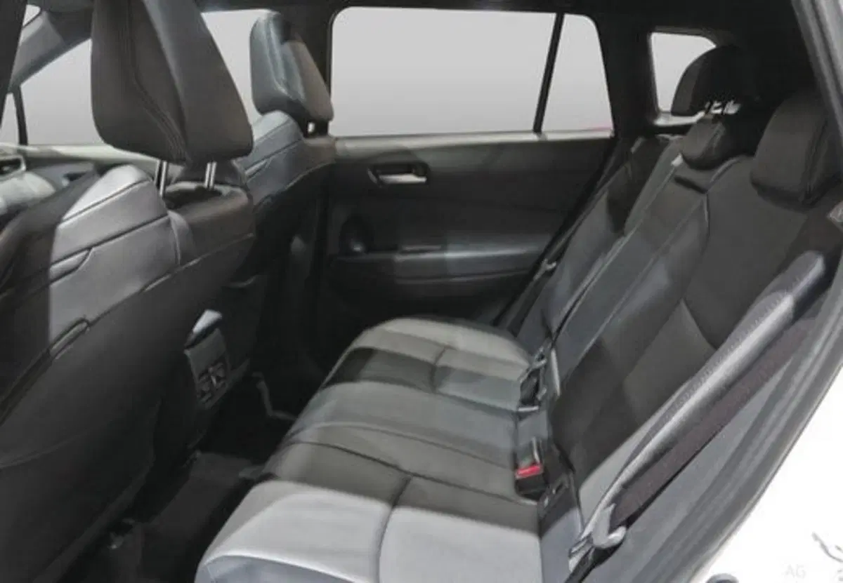 Toyota Corolla Cross Hybrid usata a Frosinone (11)