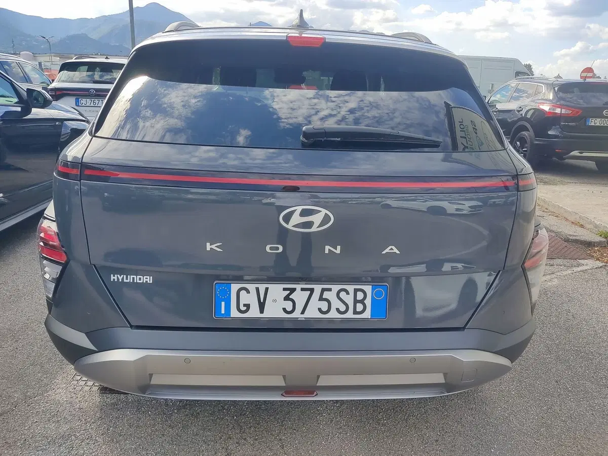 Hyundai Kona usata a Frosinone (5)