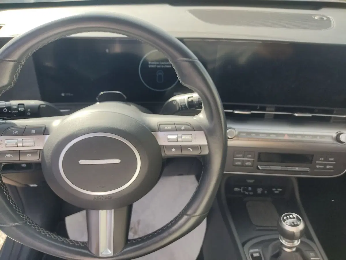 Hyundai Kona usata a Frosinone (9)