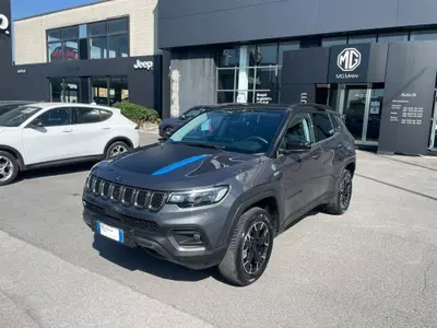 Jeep Compass 1.3 turbo t4 phev Trailhawk 4xe auto del 2023 usata a Lucca