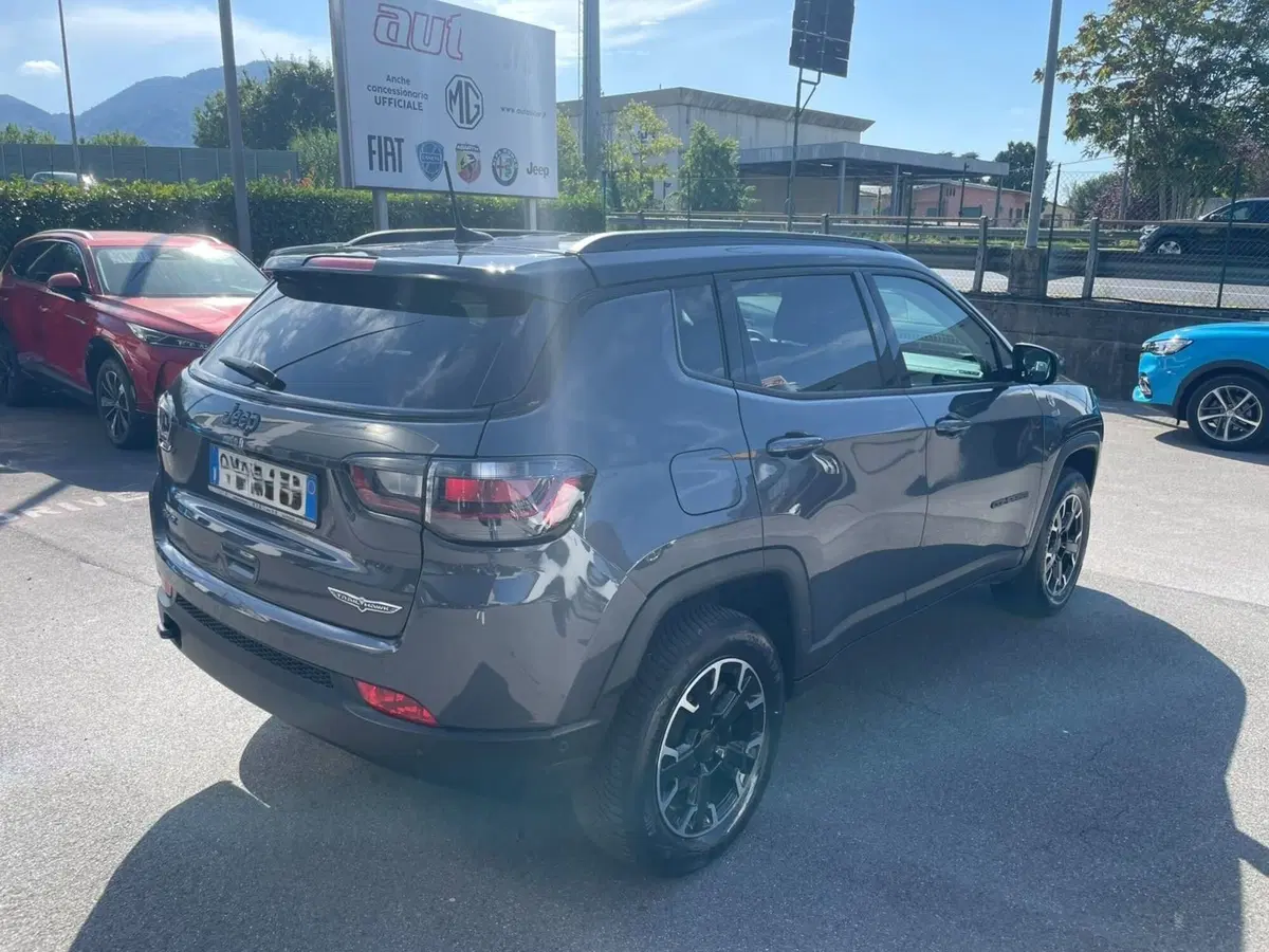 Jeep Compass usata a Lucca (4)