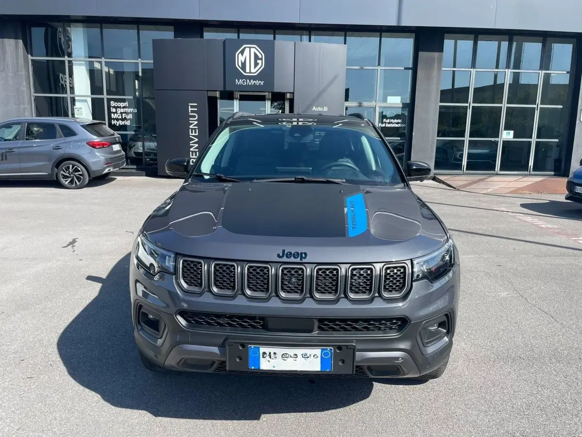 Jeep Compass usata a Lucca (6)