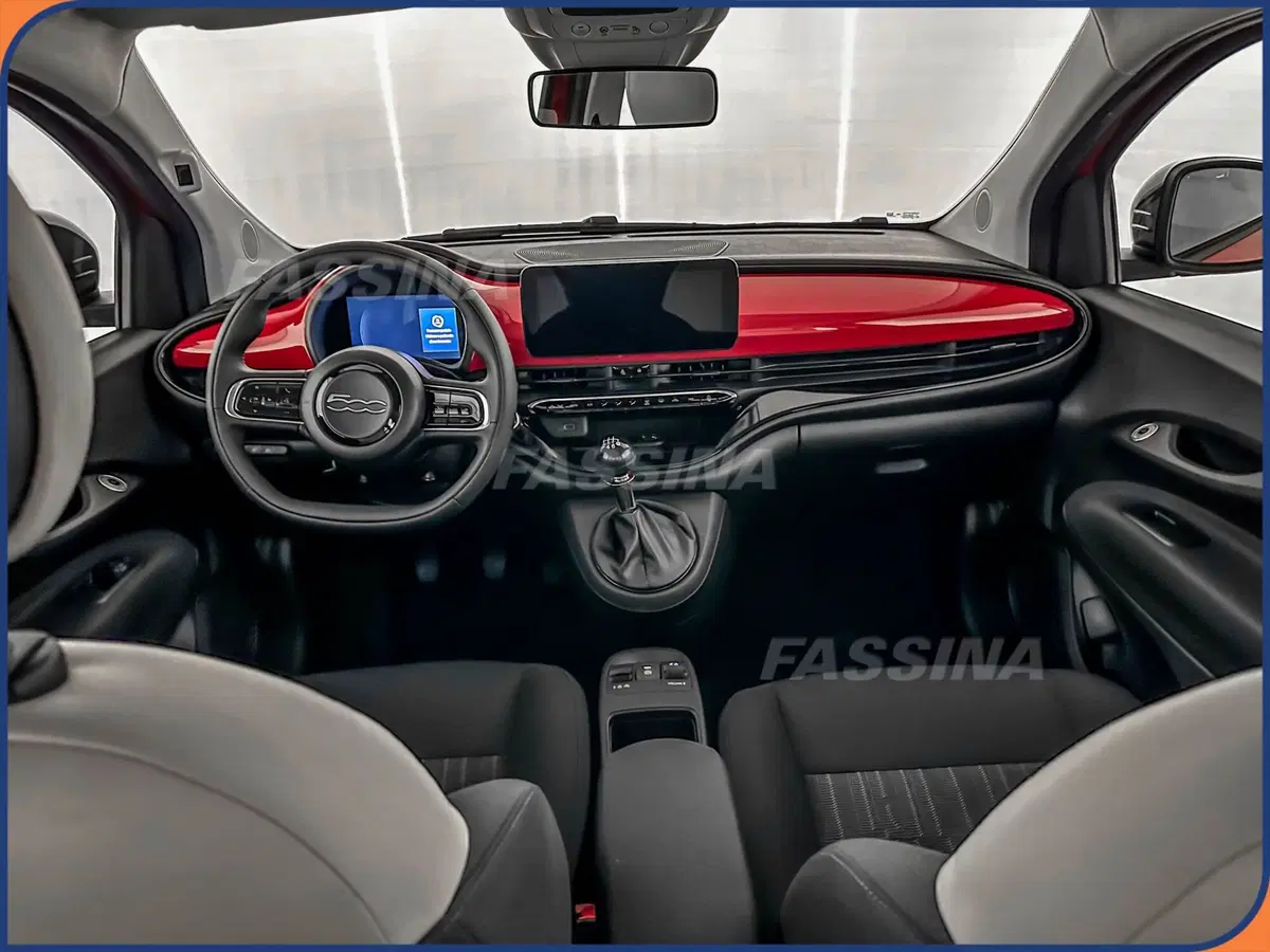 Fiat 500 nuova a Milano (11)