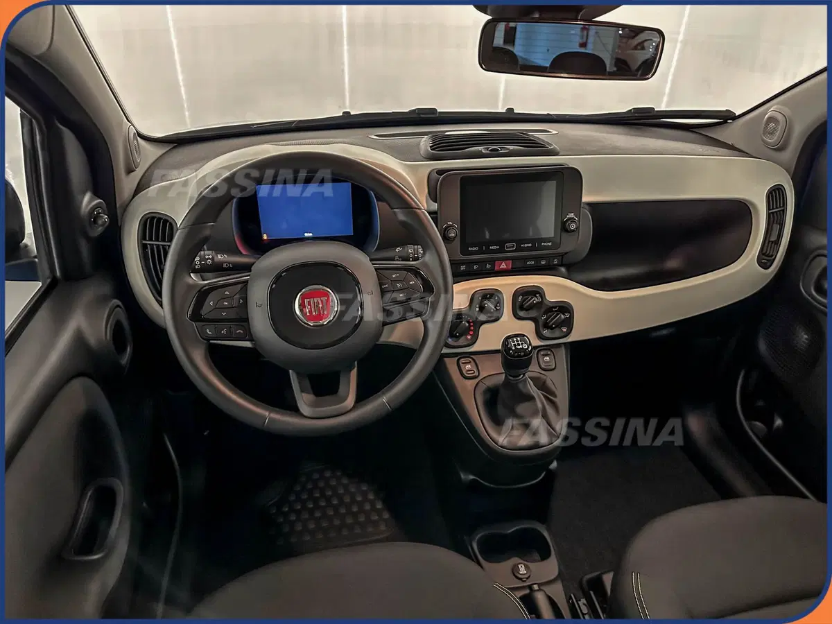 Fiat Pandina nuova a Milano (11)