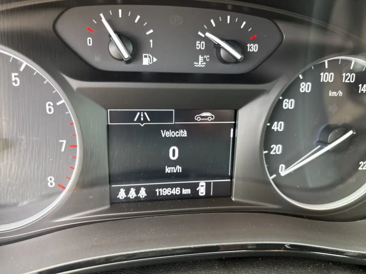 Opel Mokka usata a Foggia (15)
