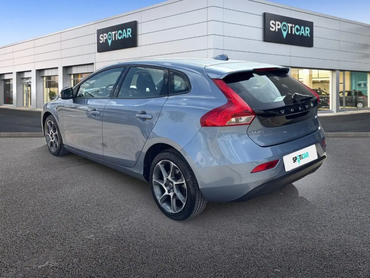 Volvo V40 usata a Foggia (8)