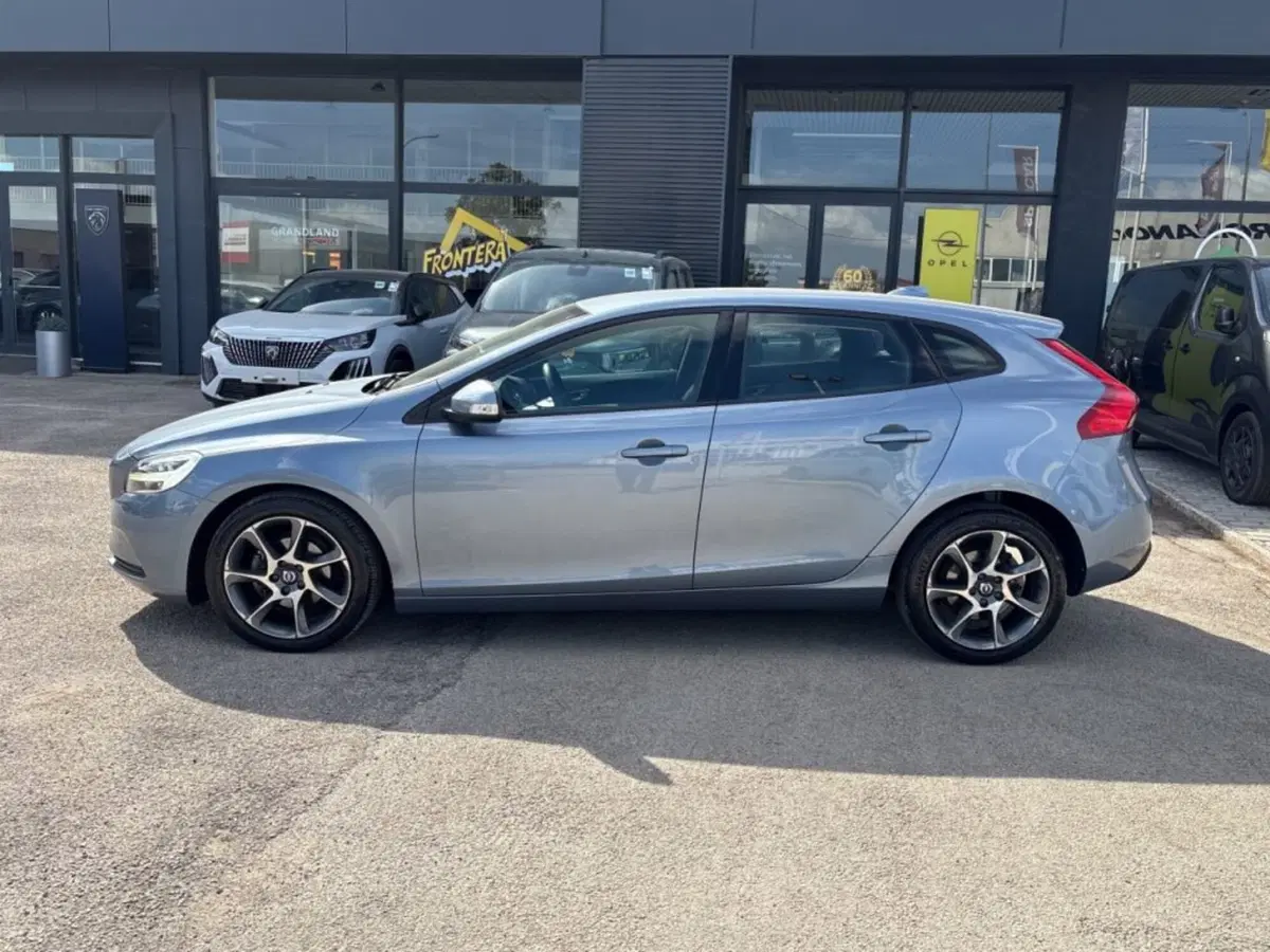 Volvo V40 usata a Foggia (9)