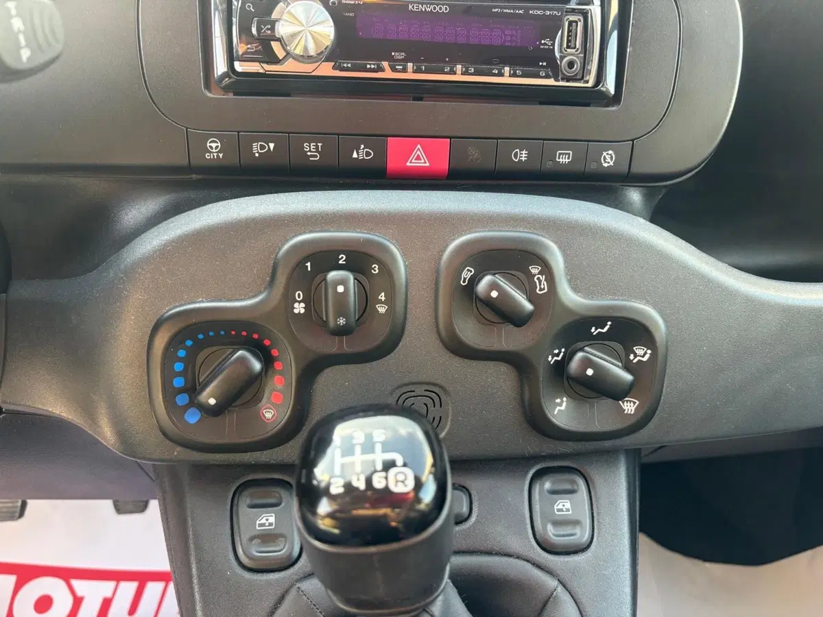Fiat Panda Cross usata a Teramo (9)