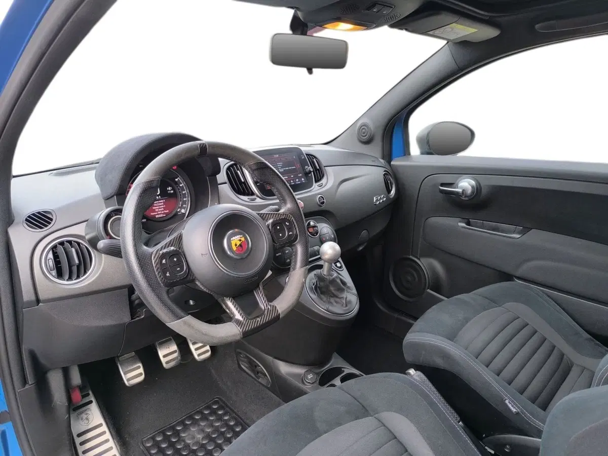 Abarth 595 Cabrio usata a Udine (10)