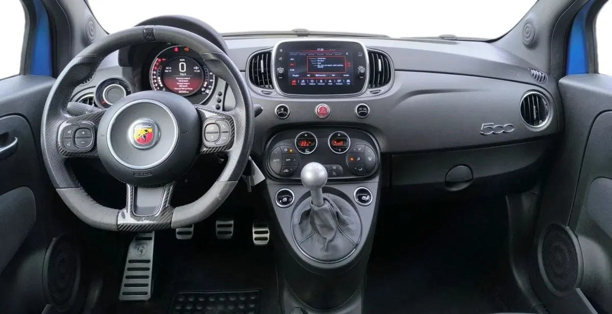 Abarth 595 Cabrio usata a Udine (11)