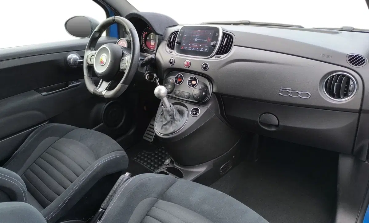 Abarth 595 Cabrio usata a Udine (12)
