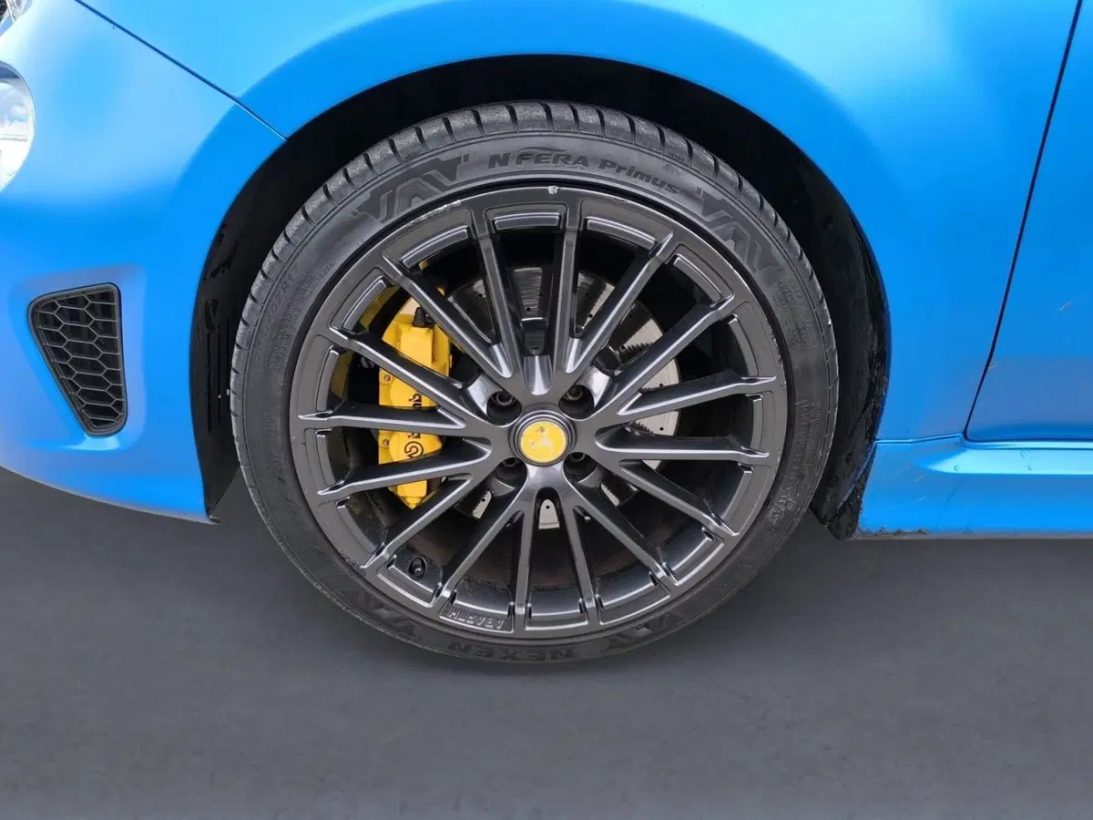 Abarth 595 Cabrio usata a Udine (7)
