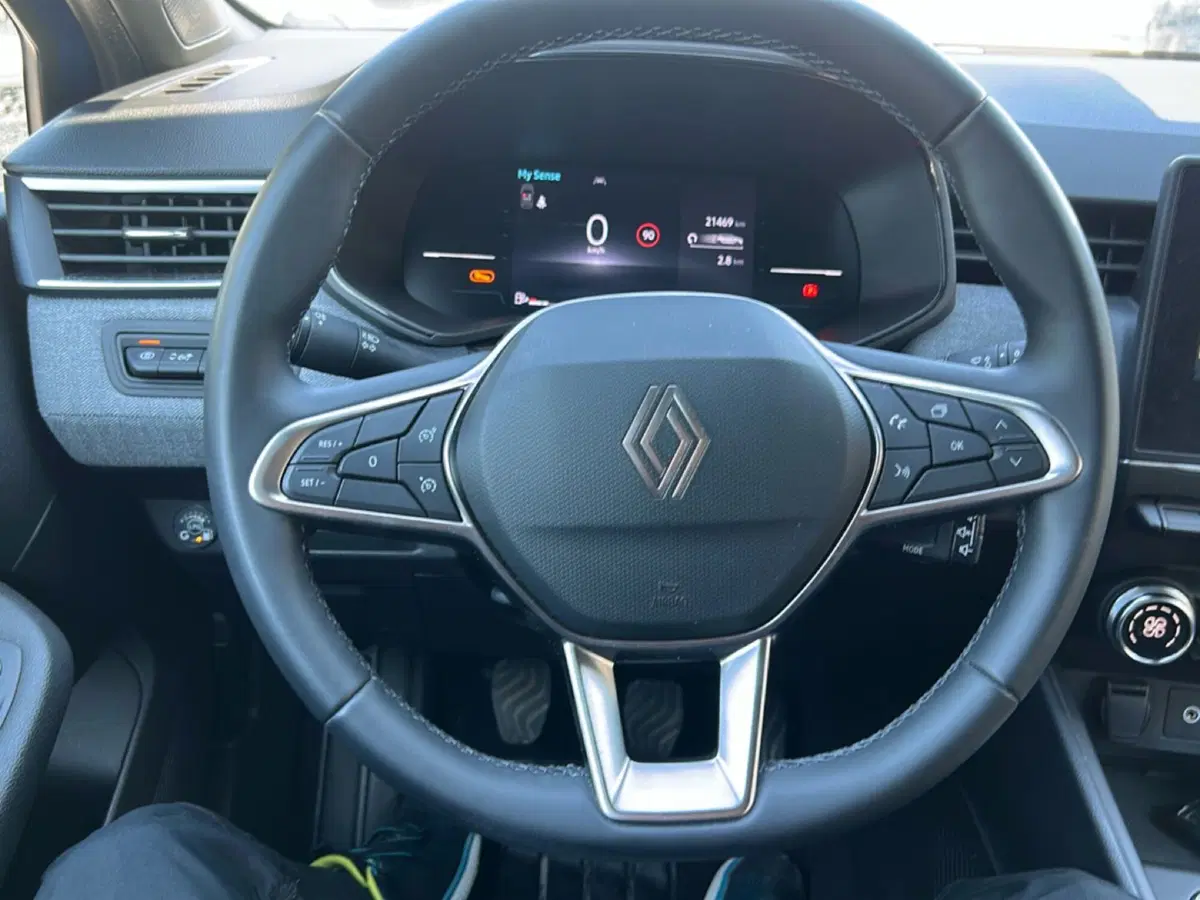 Renault Clio usata a Latina (16)