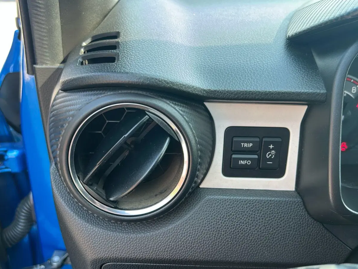 Suzuki Ignis usata a Latina (14)