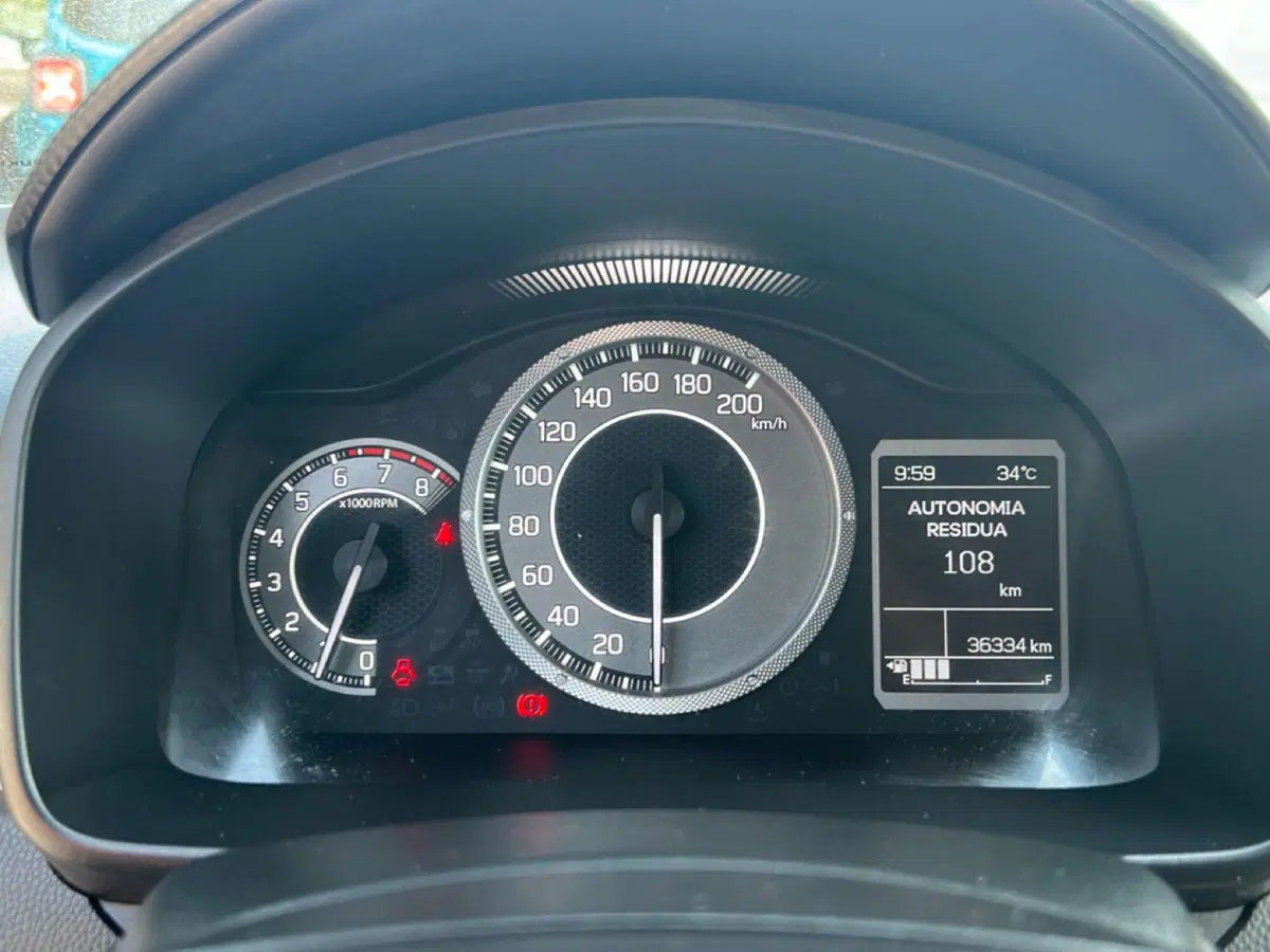 Suzuki Ignis usata a Latina (16)