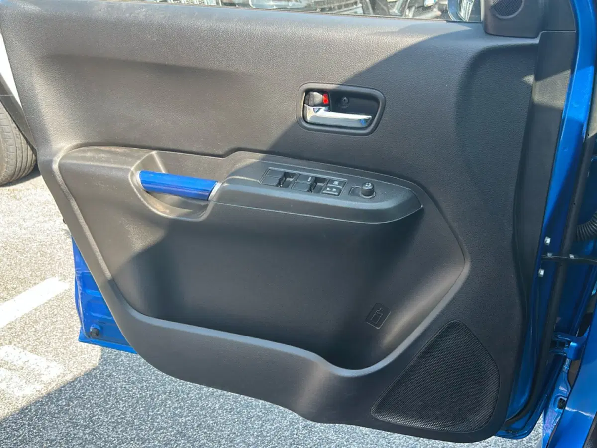 Suzuki Ignis usata a Latina (20)