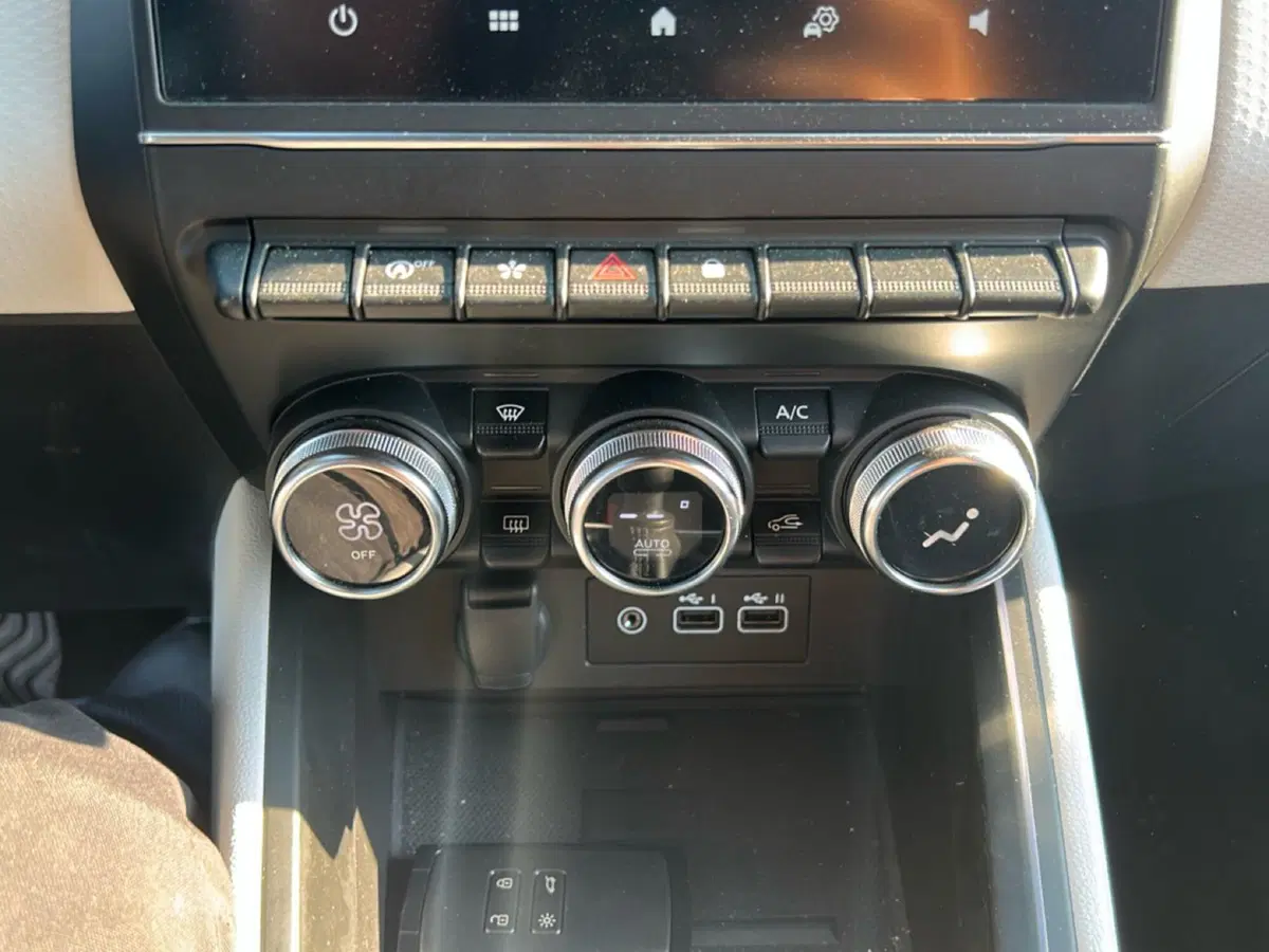 Renault Clio usata a Latina (17)