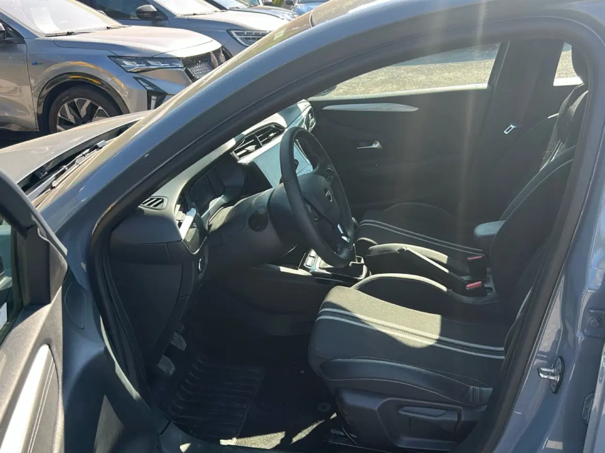 Opel Corsa usata a Latina (12)