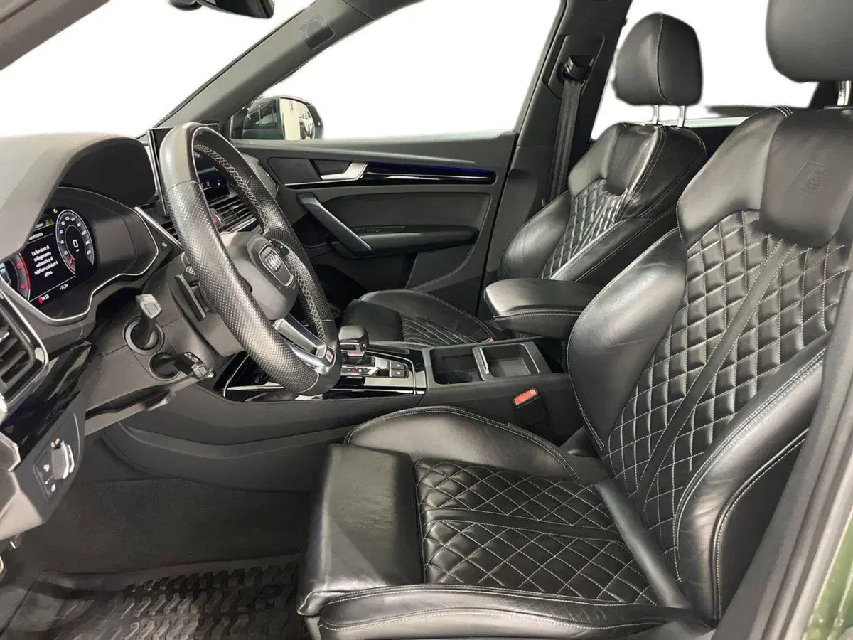 Audi Q4 Sportback usata a Napoli (12)