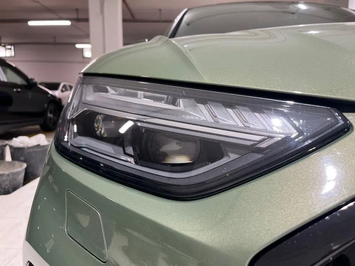 Audi Q4 Sportback usata a Napoli (9)