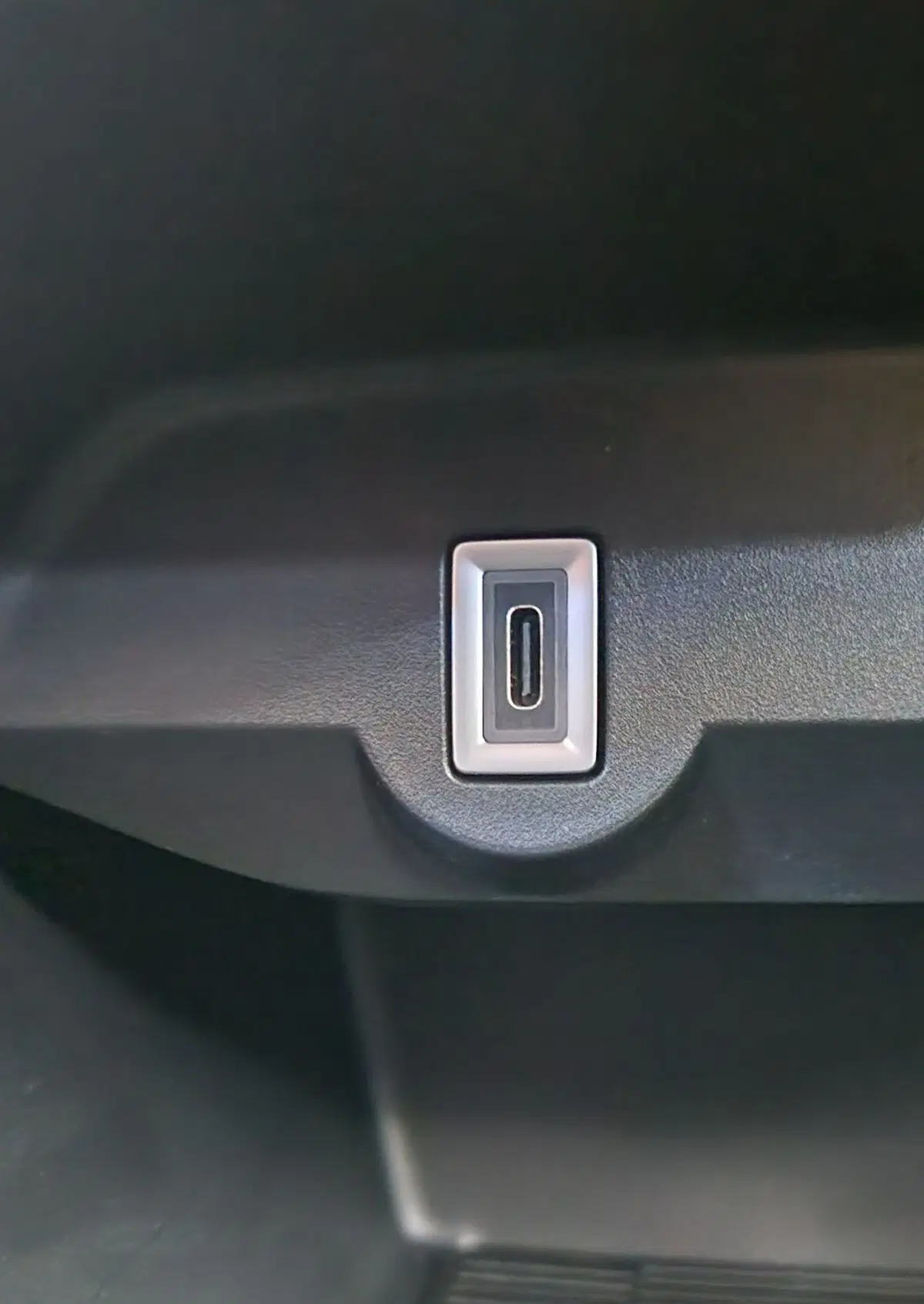 Lancia Ypsilon nuova a Terni (13)