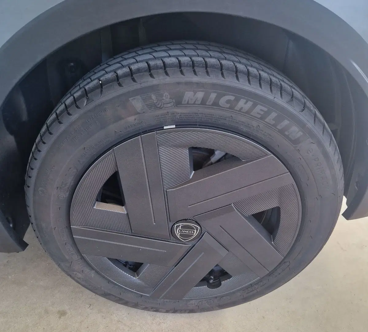 Lancia Ypsilon nuova a Terni (14)
