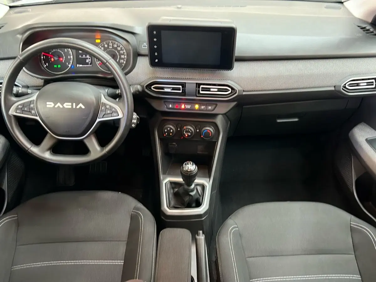 Dacia Sandero Streetway usata a Roma (11)