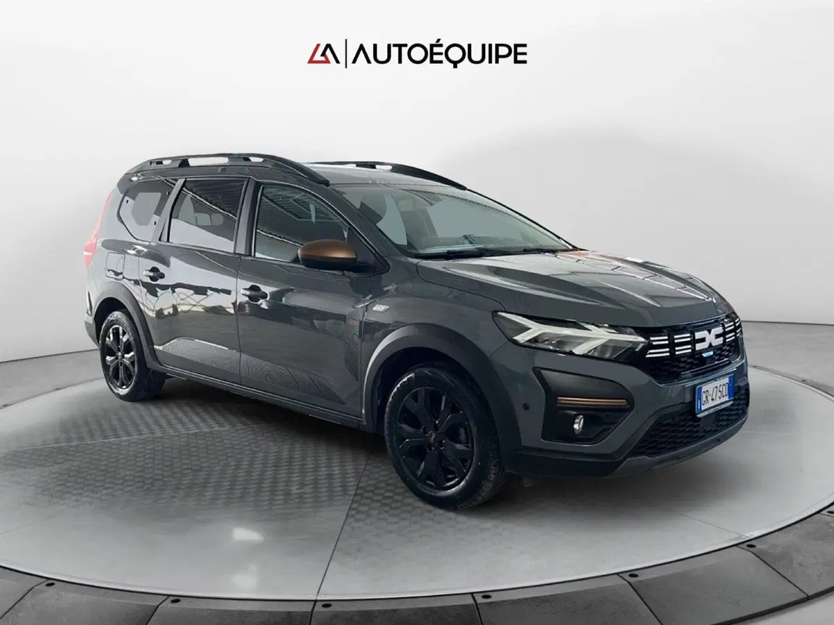 Dacia Jogger usata a Roma (7)