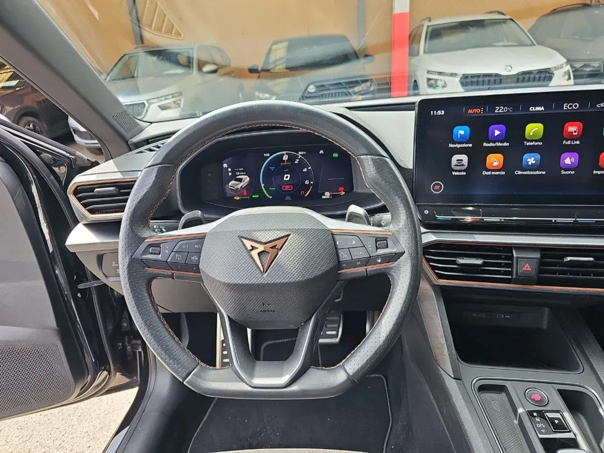Cupra Leon usata a Lecco (15)