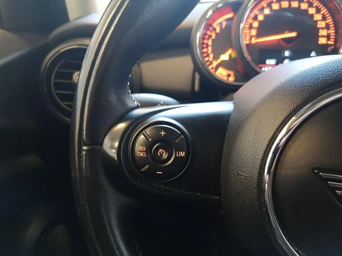 MINI Mini usata a Varese (16)
