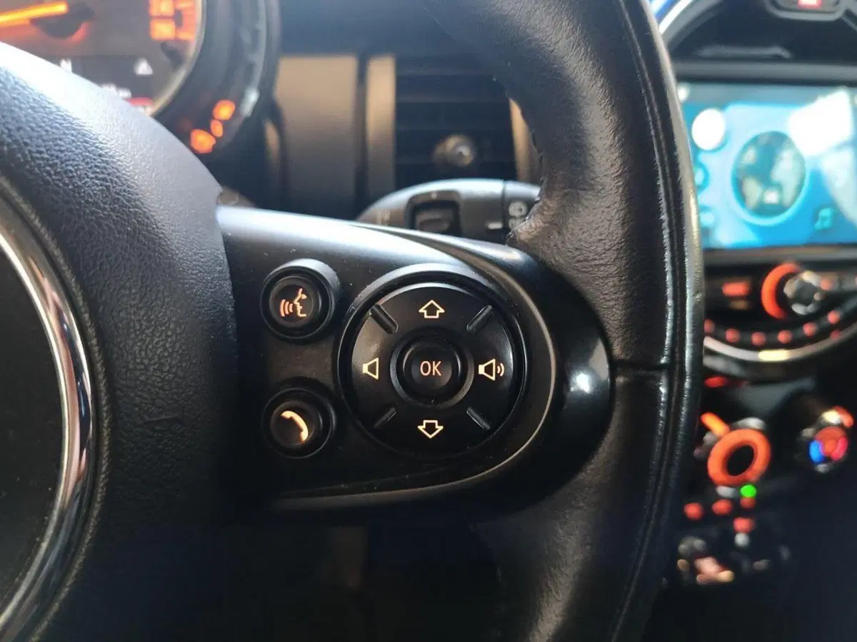 MINI Mini usata a Varese (17)