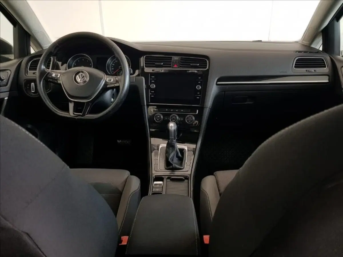 Volkswagen Golf usata a Lucca (13)