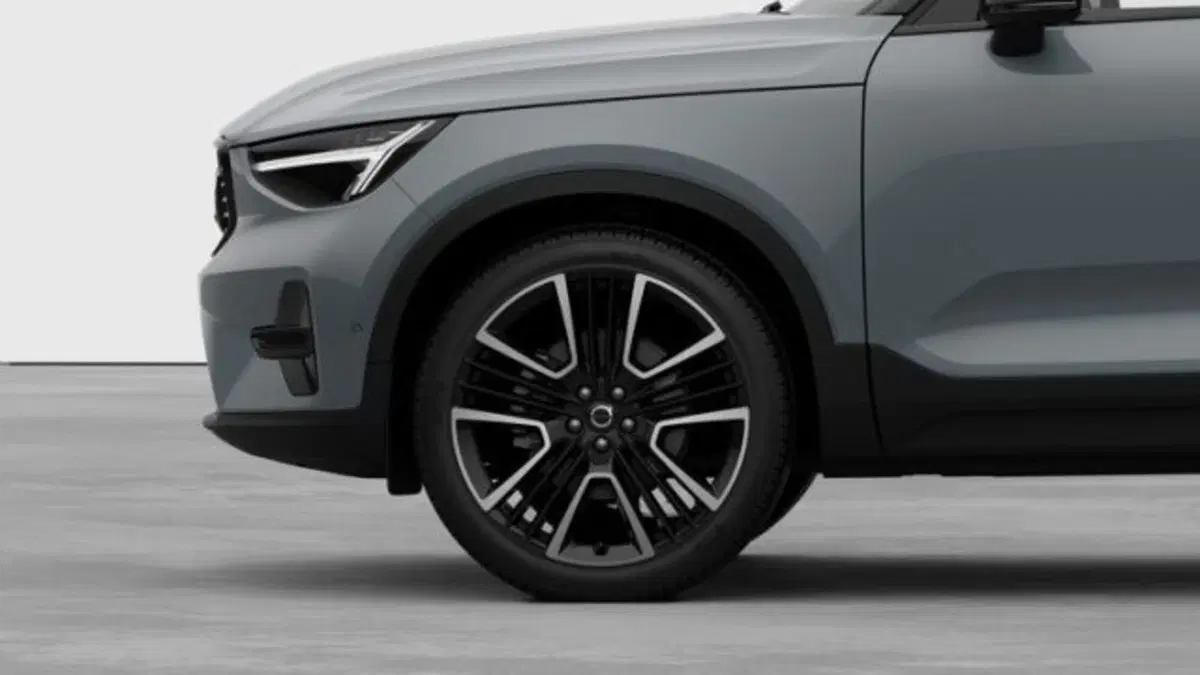 Volvo XC40 nuova a Treviso (10)