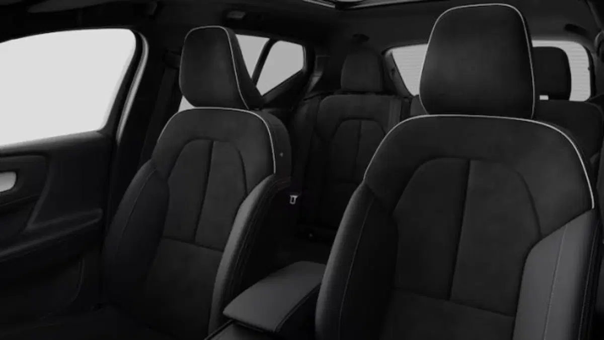 Volvo XC40 nuova a Treviso (13)