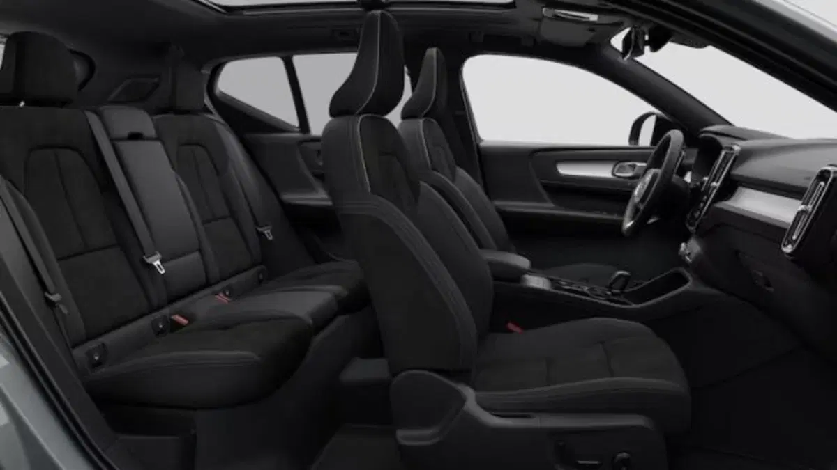 Volvo XC40 nuova a Treviso (14)
