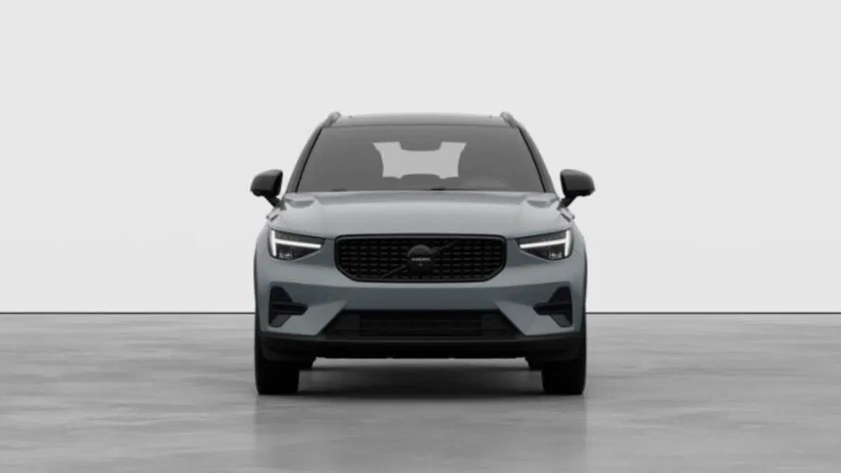 Volvo XC40 nuova a Treviso (3)