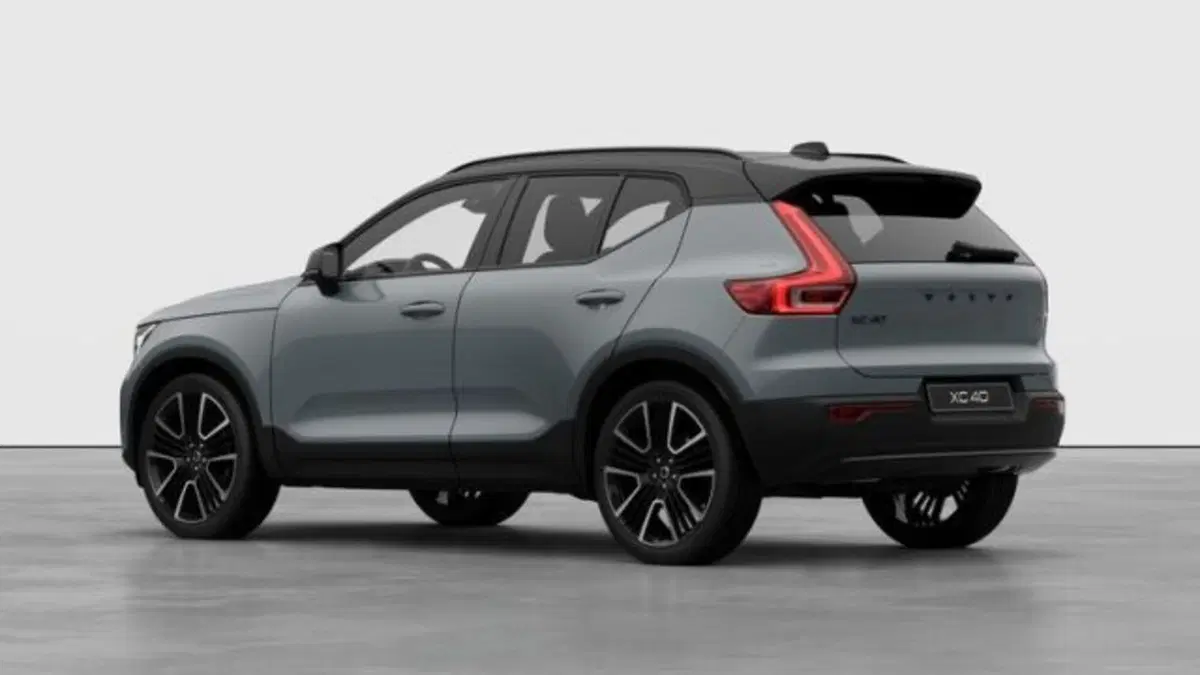 Volvo XC40 nuova a Treviso (8)