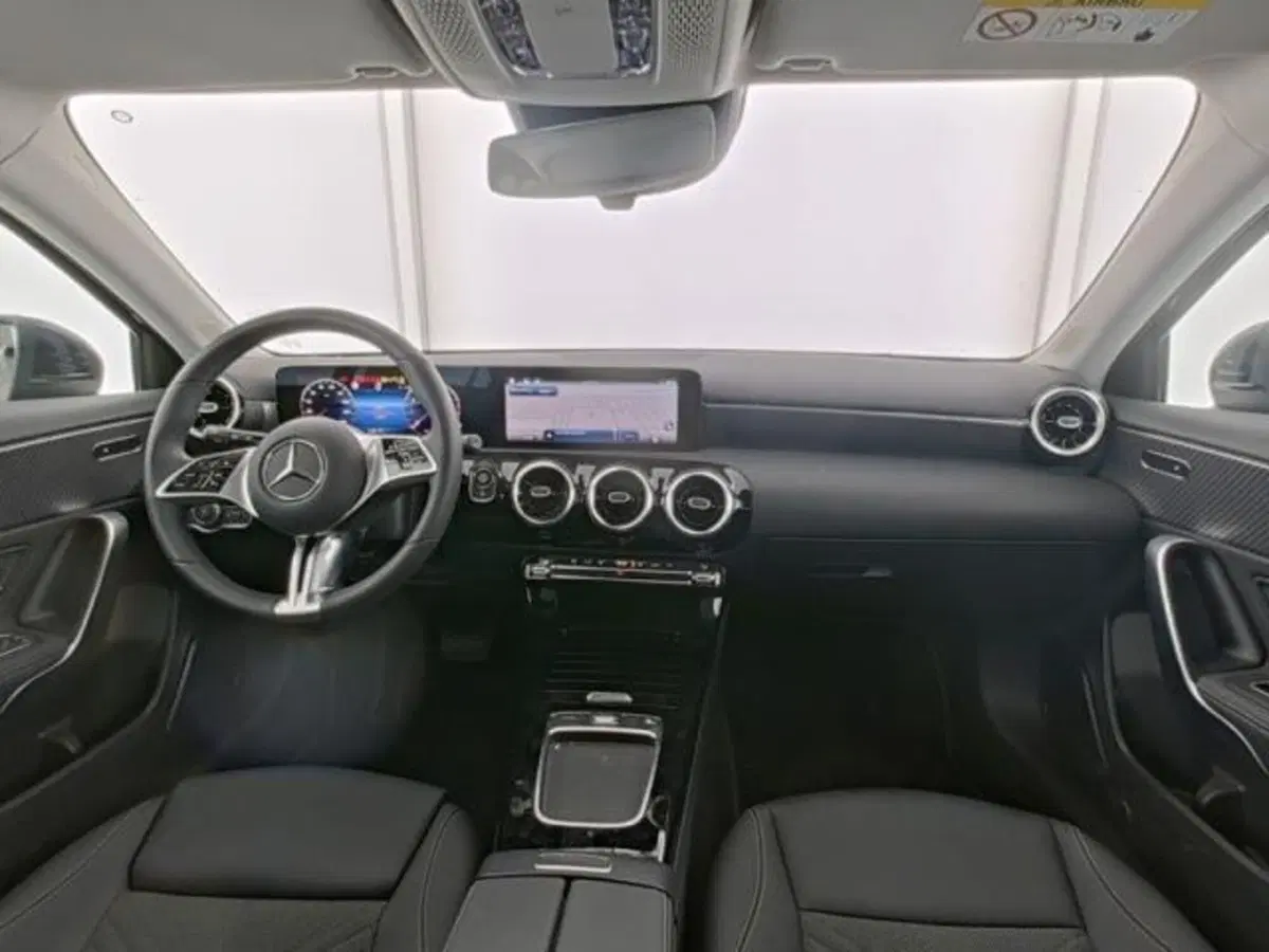 Mercedes-Benz Classe A usata a Milano (9)