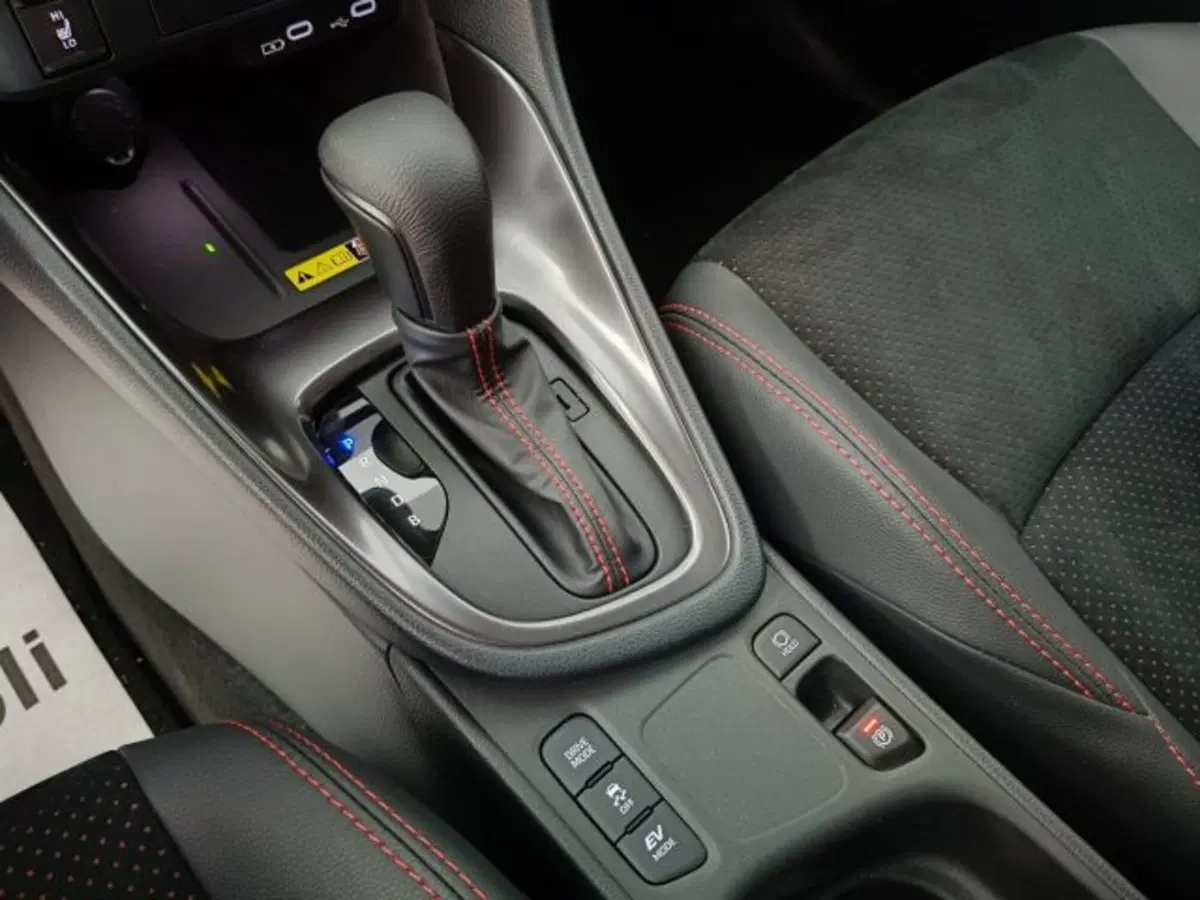 Toyota GR Yaris nuova a Teramo (17)