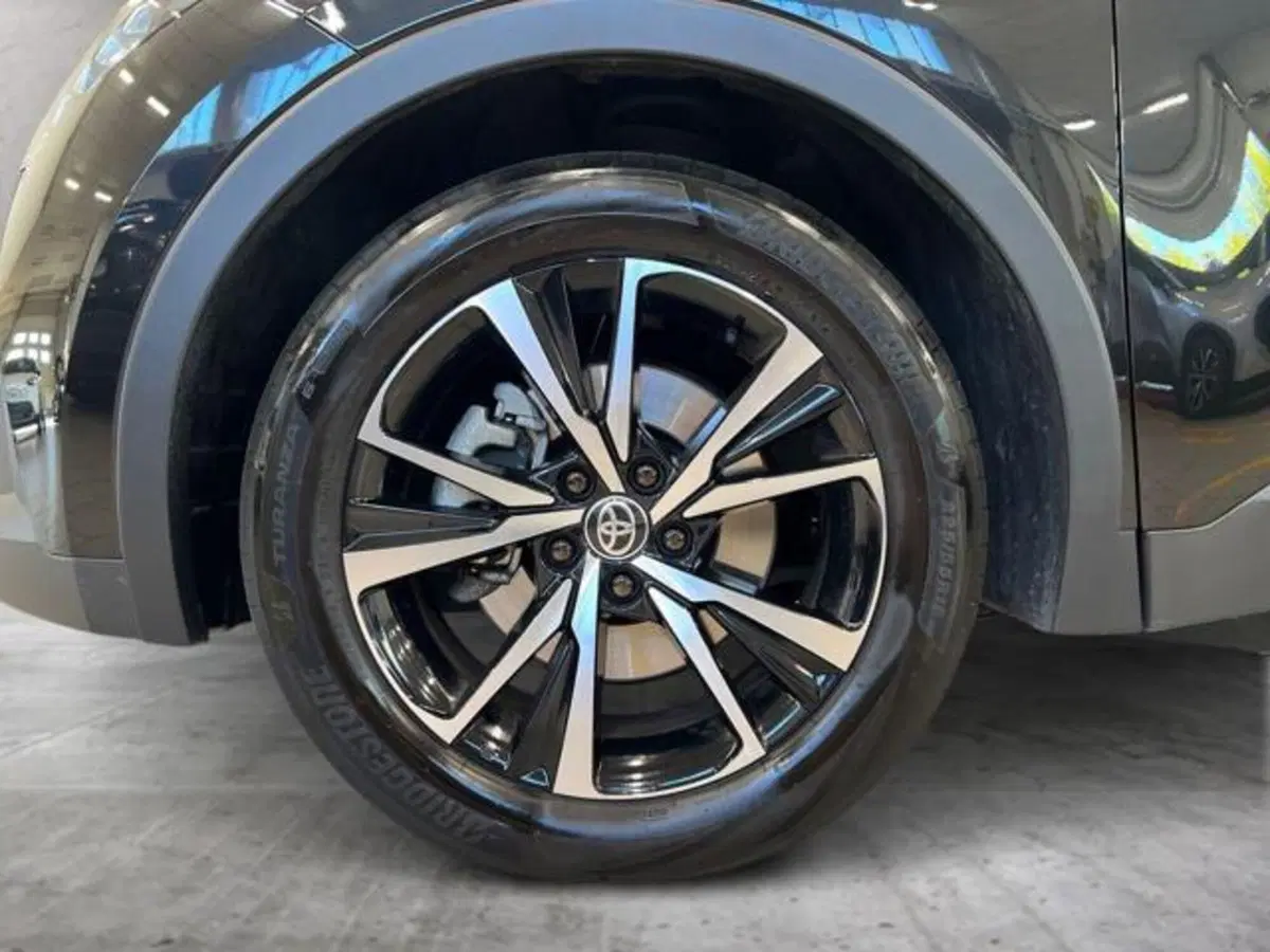 Toyota Toyota C-HR usata a Vercelli (15)