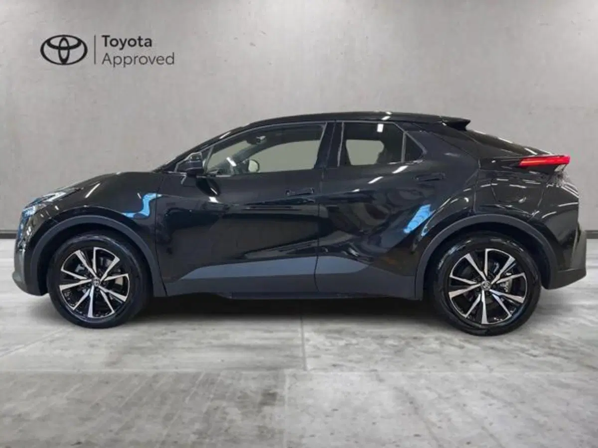 Toyota Toyota C-HR usata a Vercelli (3)