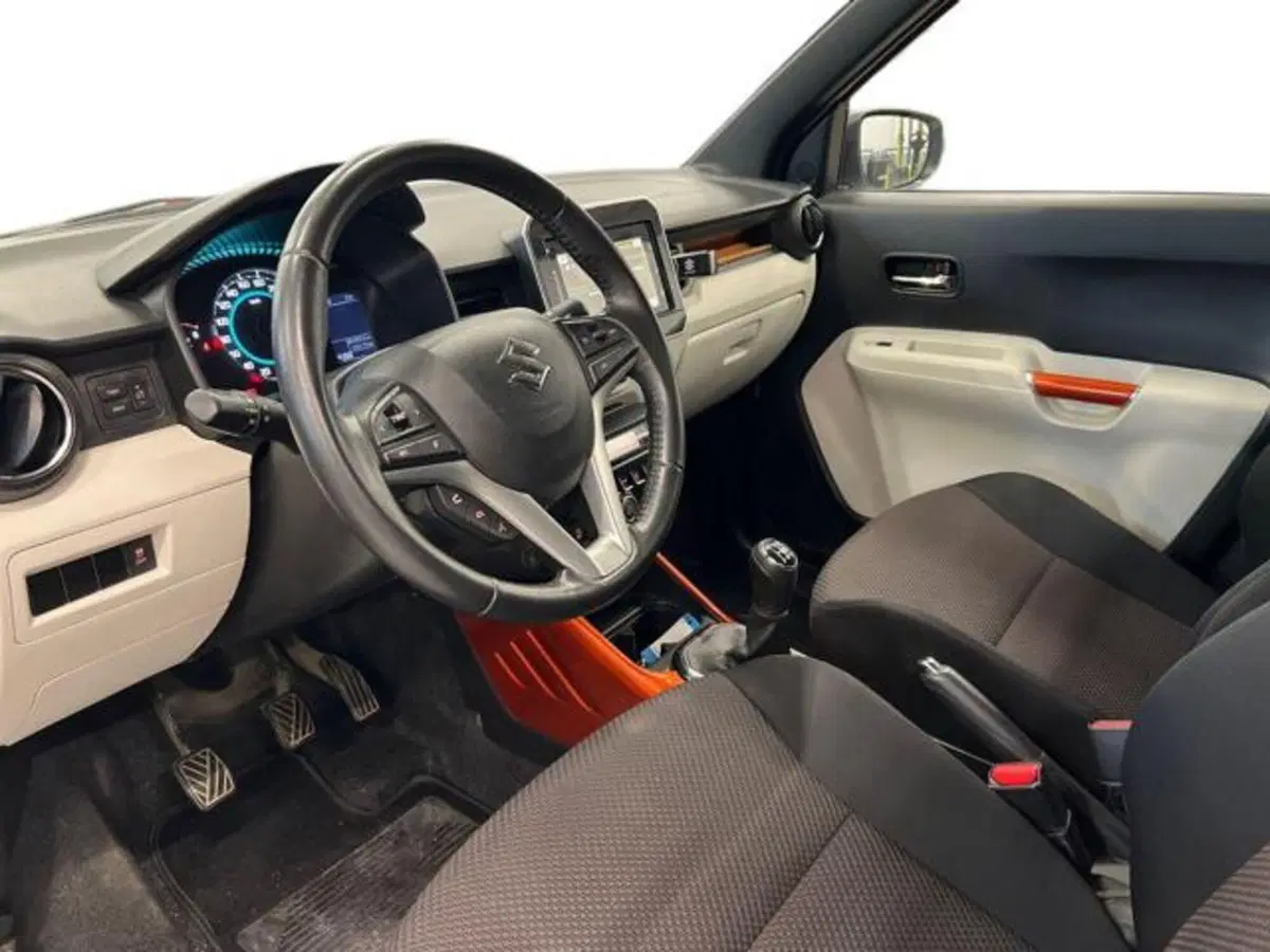Suzuki Ignis usata a Vercelli (7)
