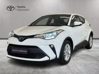 Toyota Toyota C-HR 1.8 Hybrid E-CVT Active del 2023 usata a Albano Vercellese